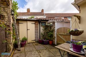 Courtyard- click for photo gallery